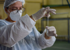 Fevereiro registra quase 21 mil casos de covid no Piauí e 247 mortes, diz Sesapi