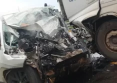 Pai e filho morrem em colisão frontal entre carro e caminhão na BR-315
