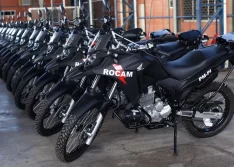 Wellington Dias entrega 50 motocicletas para a Polícia Militar