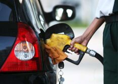 Petrobras anuncia aumento de 18% na gasolina, 16% no gás de cozinha e 24% no diesel