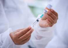 Sesapi libera vacinação da 4ª dose contra covid para público acima de 18 anos