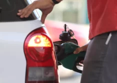 Petrobras anuncia redução de R$ 0,20 no preço da gasolina a partir desta quarta