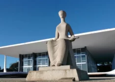 Maioria do Supremo vota para manter suspenso piso da enfermagem