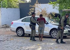 Polícia prende suspeito de matar marido de secretária na frente das filhas