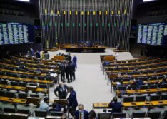 Quatro deputados federais do Piauí negaram prioridade para tornar pedofilia crime hediondo