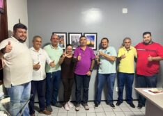 Oposição se reúne e reafirma apoio a Eriberto Barros