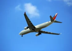 Petrobras anuncia queda no preço do combustível de avião