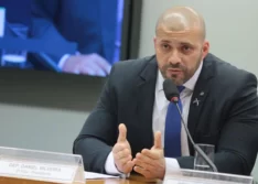 PF prende ex-deputado bolsonarista Daniel Silveira por ordem do STF