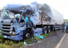 Acidente entre carretas deixa uma pessoa morta e outra ferida na BR-316 em Francisco Macedo