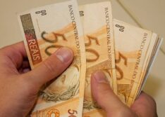 Salário mínimo deve ir para R$ 1.320 e faixa de isenção do IR para R$ 2.640
