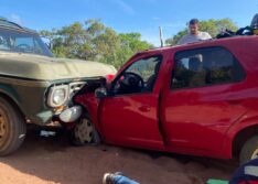 Colisão frontal de veículos resulta em cinco feridos em Jaicós