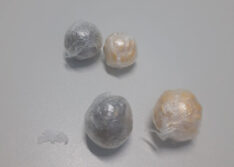 Mulher tenta entrar em presídio com droga nas partes íntimas para o irmão