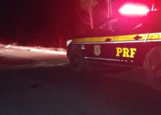Homem, mulher e criança morrem em colisão frontal entre moto e caminhonete na BR-343
