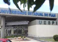 Uespi lança novo edital com 750 vagas para cursos de idiomas