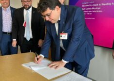 Governador assina termos de cooperação com a Amazon para desenvolvimento tecnológico do Piauí