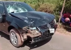 Irmãos morrem atropelados por carro na volta de festa e motorista com sinais de embriaguez é preso