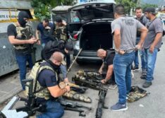 Polícia Civil do Rio recupera oito metralhadoras do Exército furtadas em SP