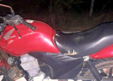 Acidente com moto deixa mulher morta e dois homens feridos em Francisco Santos