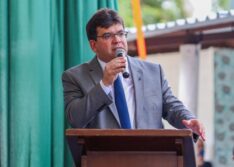 Governador implanta programa Piauí Saúde Digital e entrega reforma de estrada em Piracuruca nesta segunda(22)