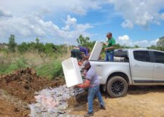 Adapi e Sefaz apreendem veículo com uma tonelada de camarão na BR 316 em Teresina