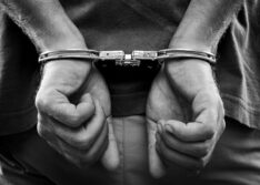 Homem é preso suspeito de matar com 30 facadas tio de sua ex-esposa após tentar defender sobrinha de agressões em Teresina