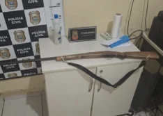 Homem é flagrado ameaçando vítima com espingarda na zona rural de Picos