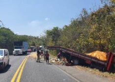 Dois caminhões colidem e condutores ficam feridos em Betânia do Piauí