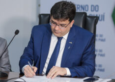Governador anuncia concurso com 4 mil vagas para professores da rede estadual