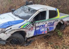 Acidente entre viatura da PM e camionete deixa policial ferido na PI-375