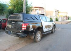 Homem efetua disparos contra casa e ameaça moradores no bairro São José