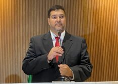Vereador Rinaldinho solicita isenção na conta de energia para famílias atingidas por enchentes em Picos