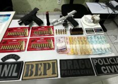 Duas pessoas são presas suspeitas de envolvimento com tráfico de drogas em Parnaíba