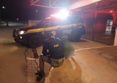 PRF resgata criança que atravessava BR-316 sozinha em Picos