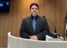 Vereador Eriberto solicita construção de passagem molhada e reforma no Parque de Vaquejada Santino Xavier