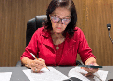 Vereadora Creusa Nunes solicita melhorias na iluminação pública e recuperação de pavimentação em Picos