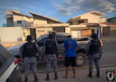 Homem é preso com drogas no bairro Parque de Exposição