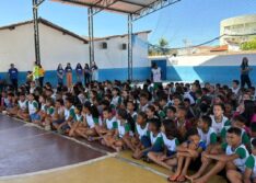 Alunos da escola Tia Celeste participam de ação de conscientização sobre saúde bucal