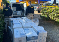 PRF apreende 19 mil maços de cigarros contrabandeados em Piripiri