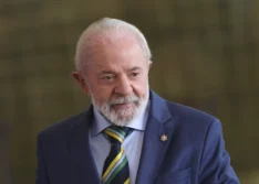 Brasil responderá tarifaço dos EUA com lei de reciprocidade, diz Lula