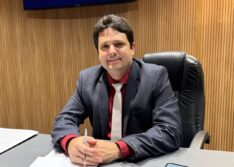 Vereador Dr. Eriberto solicita redutor de velocidade e sinalização na PI-375