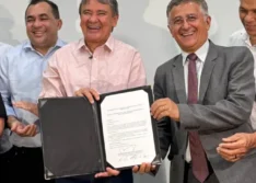 Uespi celebra adesão ao Programa Acredita e reforça infraestrutura com novos veículos