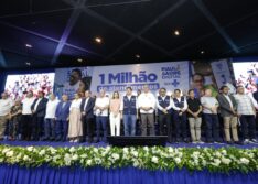 No Piauí,ministro anuncia compra de remédios para tratar intoxicação por metanol