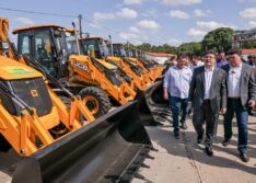 Rafael Fonteles participa da entrega de máquinas agrícolas de grande porte para 28 municípios do Piauí