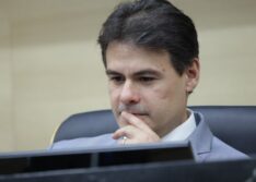 Severo Eulálio anuncia recomposição salarial para servidores efetivos da Alepi
