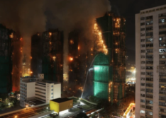 Número de mortes em incêndio em Hong Kong sobe para 146
