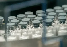 Brasil ganha 1ª vacina de dose única contra a dengue; Anvisa aprova imunizante do Butantan