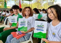 Professores da rede estadual reforçam preparação de estudantes para o segundo dia do Enem 2025