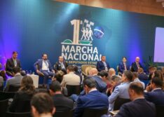 Severo Eulálio defende autonomia dos parlamentos estaduais na I Marcha dos Deputados