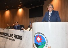 Dr. Pablo Santos presta conta do seu primeiro ano de administração e projeta investimentos para 2026, durante a Leitura da Mensagem do Executivo