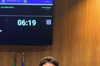 Vereador Dr. Eriberto solicita pavimentação e reconstrução de paredão em bairros de Picos